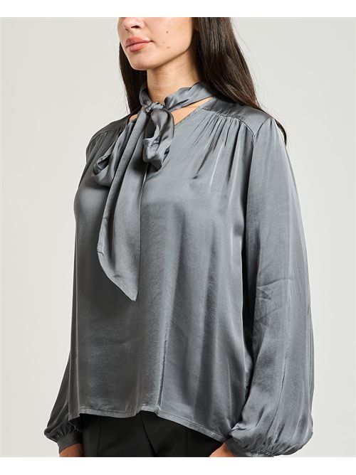 Blusa donna Manila Grace in raso con fiocco MANILA GRACE | C037VUMA642